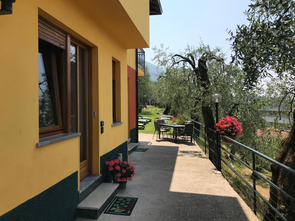 Casa Rosa Apartments Malcesine Exterior foto